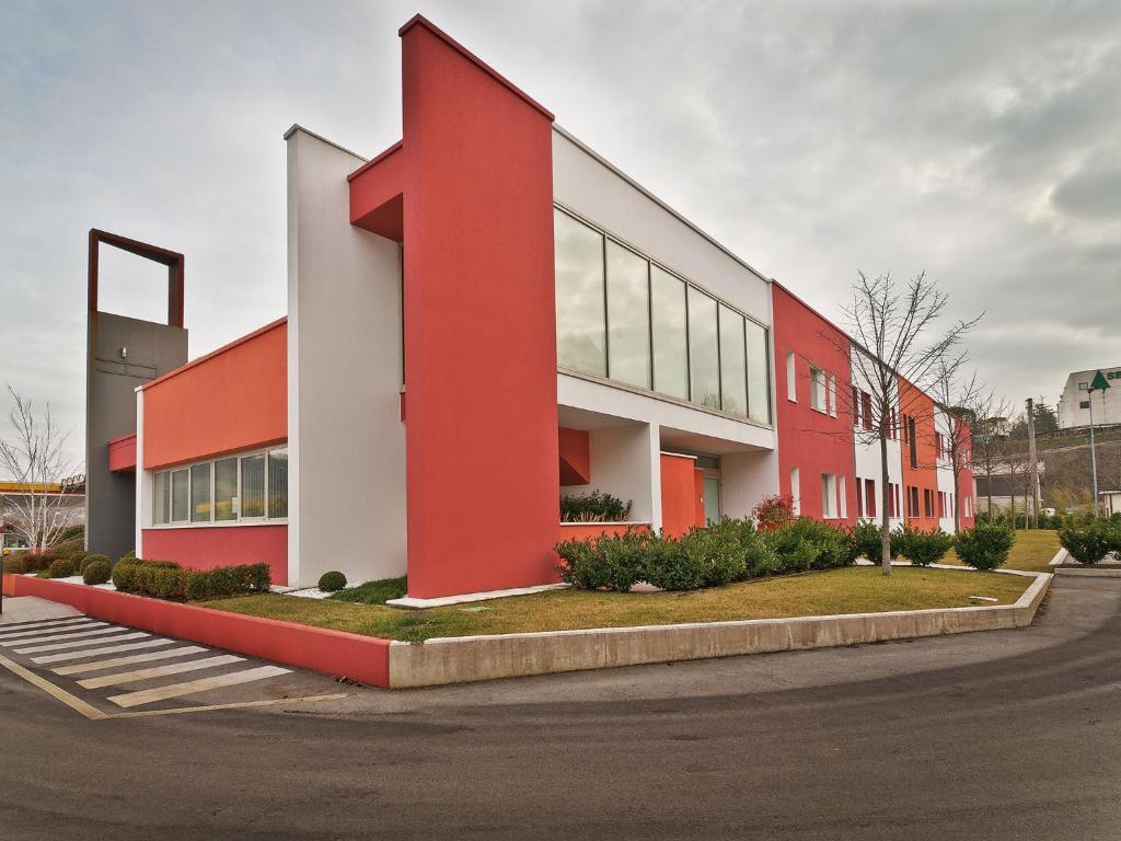 Hotel Cluentum Tolentino Exterior photo